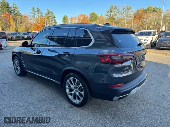 ✅ 2021 BMW X5 xDrive45e • VIN: 5UXTA6C00M9E62828 • Лот: 92929395. Опубликован ранее на Copart с пробегом 108 569 миль. Бесплатный доступ к архиву аукционных продаж из США и подробный отчёт об истории автомобиля на DreamBid. Изображение 3.