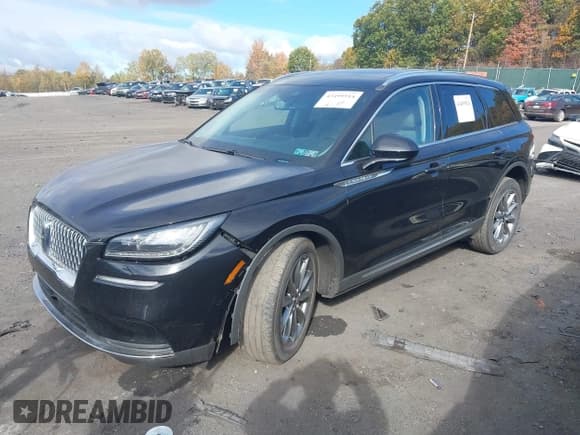 ✅ 2022 Lincoln Corsair Standard • VIN: 5LMCJ1D95NUL21047 • Лот: 43499514. Опубликован ранее на IAAI с пробегом 15 710 миль. Бесплатный доступ к архиву аукционных продаж из США и подробный отчёт об истории автомобиля на DreamBid. Изображение 2.