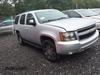 ✅ 2012 Chevrolet Tahoe LT • VIN: 1GNSKBE08CR158231 • Lot: 43306374. Wystawiony na IAAI z przebiegiem Nie podano. Bezpłatny archiwum sprzedaży aukcyjnych z USA i szczegółowy raport historii pojazdu na DreamBid. Zdjęcie 1.