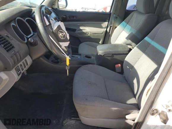 ✅ 2015 Toyota Tacoma • VIN: 5TFTX4CN2FX048588 • Lot: 85486524. Listed on Copart with 245,955 mi. Free auction sales archive from the USA and detailed vehicle history report at DreamBid. Image 7.