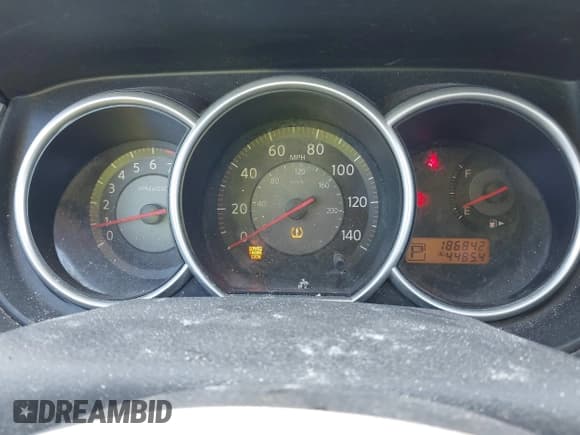 ✅ 2009 Nissan Versa S • VIN: 3N1BC13E79L372922 • Lot: 43671245. Listed on IAAI with 186,842 mi. Free auction sales archive from the USA and detailed vehicle history report at DreamBid. Image 7.