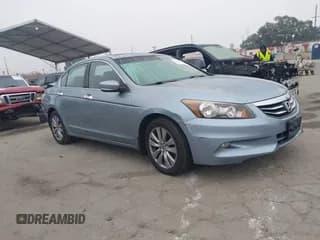 ✅ 2012 Honda Accord EX-L • VIN: 1HGCP3F83CA015664 • Lot: 43385256. Wystawiony na IAAI z przebiegiem 99 843 mil. Bezpłatny archiwum sprzedaży aukcyjnych z USA i szczegółowy raport historii pojazdu na DreamBid. Zdjęcie 1.