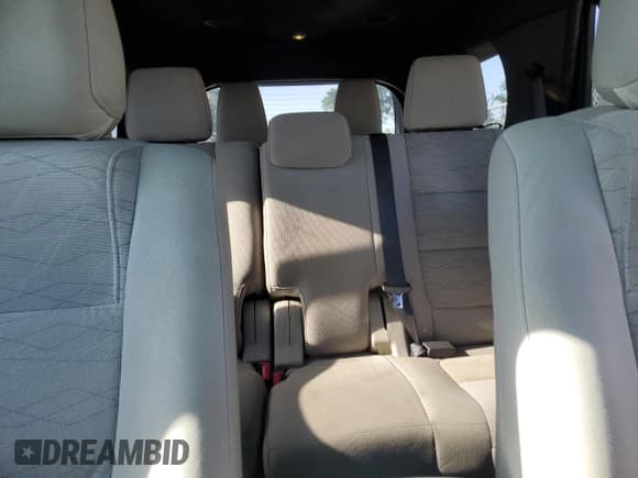 ✅ 2014 Ford Explorer • VIN: 1FM5K7B88EGA03833 • Lot: 57686695. Listed on Copart with 197,352 mi. Free auction sales archive from the USA and detailed vehicle history report at DreamBid. Image 10.