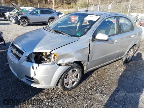 ✅ 2011 Chevrolet Aveo LS • VIN: KL1TD5DE0BB186304 • Лот: 43698462. Опубликован ранее на IAAI с пробегом 92 409 миль. Бесплатный доступ к архиву аукционных продаж из США и подробный отчёт об истории автомобиля на DreamBid. Изображение 2.