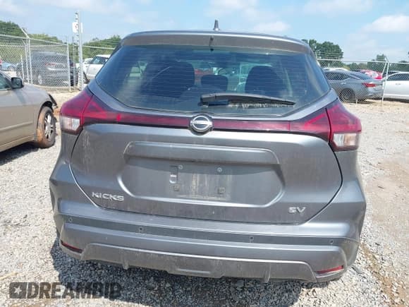 ✅ 2023 Nissan Kicks SV • VIN: 3N1CP5CV7PL543231 • Lot: 43153308. Wystawiony na IAAI z przebiegiem 43 723 mil. Bezpłatny archiwum sprzedaży aukcyjnych z USA i szczegółowy raport historii pojazdu na DreamBid. Zdjęcie 16.