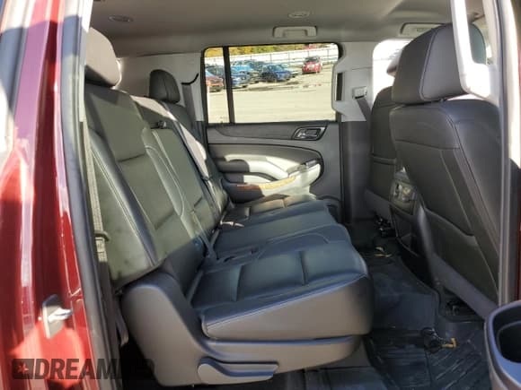 ✅ 2020 Chevrolet Suburban Premier • VIN: 1GNSKJKC1LR170441 • Lot: 87202425. Wystawiony na Copart z przebiegiem Nie podano. Bezpłatny archiwum sprzedaży aukcyjnych z USA i szczegółowy raport historii pojazdu na DreamBid. Zdjęcie 11.