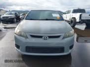 ✅ 2013 Scion tC • VIN: JTKJF5C70D3056557 • Lot: 43711854. Wystawiony na IAAI z przebiegiem 132 546 mil. Bezpłatny archiwum sprzedaży aukcyjnych z USA i szczegółowy raport historii pojazdu na DreamBid. Zdjęcie 12.