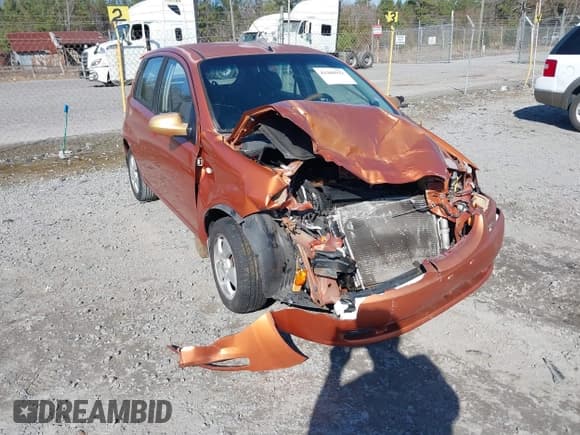 ✅ 2006 Chevrolet Aveo LS • VIN: KL1TD66686B579145 • Lot: 41480923. Wystawiony na IAAI z przebiegiem 206 024 mil. Bezpłatny archiwum sprzedaży aukcyjnych z USA i szczegółowy raport historii pojazdu na DreamBid. Zdjęcie 1.