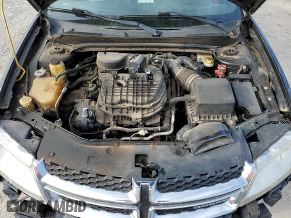 ✅ 2011 Dodge Avenger Heat • VIN: 1B3BD1FG4BN574289 • Лот: 85726654. Опубликован ранее на Copart с пробегом 213 323 миль. Бесплатный доступ к архиву аукционных продаж из США и подробный отчёт об истории автомобиля на DreamBid. Изображение 11.