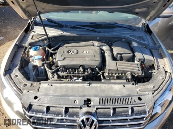 ✅ 2015 Volkswagen Passat S • VIN: 1VWAT7A32FC066325 • Lot: 92284455. Listed on Copart with 130,514 mi. Free auction sales archive from the USA and detailed vehicle history report at DreamBid. Image 11.