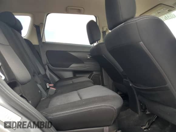 2018 Mitsubishi Outlander SE with VIN JA4AD3A35JJ004201, listed as a Copart auction lot 80376635 with 130,567 mi miles and Clean title. Bid and sale history available at DreamBid. Image 11.