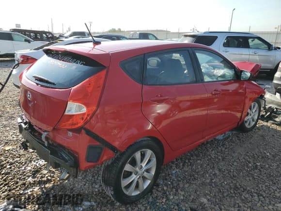 ✅ 2012 Hyundai Accent SE • VIN: KMHCU5AE7CU017590 • Лот: 63072554. Опубликован ранее на Copart с пробегом 114 484 миль. Бесплатный доступ к архиву аукционных продаж из США и подробный отчёт об истории автомобиля на DreamBid. Изображение 3.