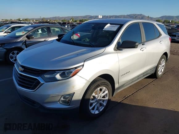 ✅ 2020 Chevrolet Equinox LS • VIN: 3GNAXSEV3LS577318 • Лот: 43534882. Опубликован ранее на IAAI с пробегом Не указан. Бесплатный доступ к архиву аукционных продаж из США и подробный отчёт об истории автомобиля на DreamBid. Изображение 2.