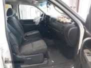 ✅ 2011 Chevrolet Silverado 2500HD LT • VIN: 1GC1KXCG9BF258713 • Лот: 42401869. Опубликован ранее на IAAI с пробегом 288 527 миль. Бесплатный доступ к архиву аукционных продаж из США и подробный отчёт об истории автомобиля на DreamBid. Изображение 5.