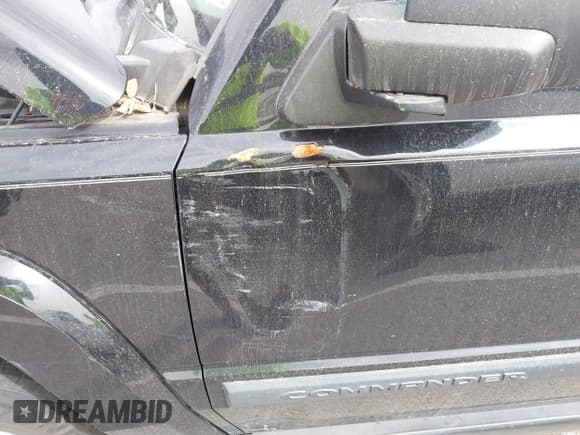 ✅ 2006 Jeep Commander • VIN: 1J8HG48KX6C362784 • Lot: 41841953. Wystawiony na IAAI z przebiegiem 188 600 mil. Bezpłatny archiwum sprzedaży aukcyjnych z USA i szczegółowy raport historii pojazdu na DreamBid. Zdjęcie 6.