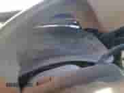 2005 Chevrolet Suburban LT z VIN 3GNEC16Z35G233549, wystawiony jako Copart lot #71860624 z przebiegiem Nie podano mil oraz Nie do naprawy • Non repairable. Historia ofert i sprzedaży dostępna na DreamBid. Obrazek 9.