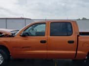 ✅ 2000 Dodge Dakota Sport • VIN: 1B7GL2AX6YS624270 • Lot: 42115234. Listed on IAAI with 187,410 mi. Free auction sales archive from the USA and detailed vehicle history report at DreamBid. Image 14.