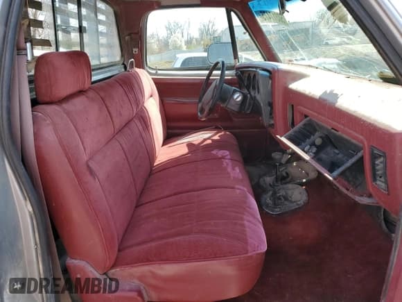 ✅ 1992 Dodge D/W 250 • VIN: 1B7KM26C0NS501198 • Lot: 50317475. Listed on Copart with 269,473 mi. Free auction sales archive from the USA and detailed vehicle history report at DreamBid. Image 11.