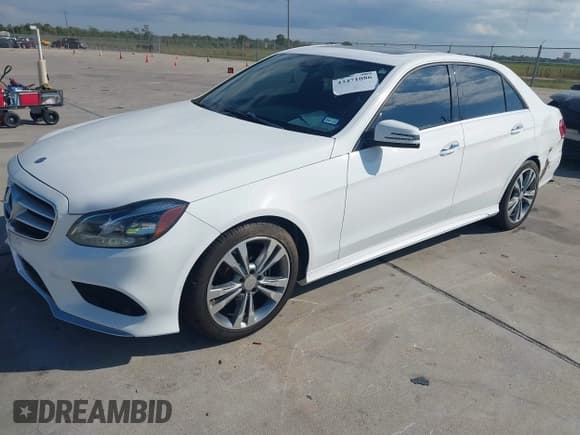✅ 2015 Mercedes-Benz E 350 Sport • VIN: WDDHF5KB1FB161893 • Лот: 43471086. Опубликован ранее на IAAI с пробегом 134 055 миль. Бесплатный доступ к архиву аукционных продаж из США и подробный отчёт об истории автомобиля на DreamBid. Изображение 17.
