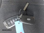 ✅ 2019 Hyundai Santa Fe SE • VIN: 5NMS23AD3KH135384 • Лот: 42862844. Опубликован ранее на IAAI с пробегом 68 008 миль. Бесплатный доступ к архиву аукционных продаж из США и подробный отчёт об истории автомобиля на DreamBid. Изображение 11.