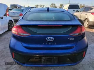✅ 2019 Hyundai Ioniq Blue • VIN: KMHC65LC4KU110460 • Lot: 76001224. Wystawiony na Copart z przebiegiem 28 737 mil. Bezpłatny archiwum sprzedaży aukcyjnych z USA i szczegółowy raport historii pojazdu na DreamBid. Zdjęcie 6.
