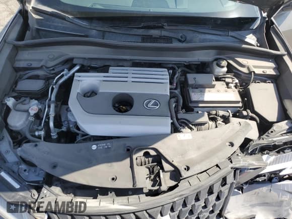 ✅ 2021 Lexus UX 200 • VIN: JTHX3JBH4M2041402 • Лот: 64621655. Опубликован ранее на Copart с пробегом 15 881 миль. Бесплатный доступ к архиву аукционных продаж из США и подробный отчёт об истории автомобиля на DreamBid. Изображение 11.