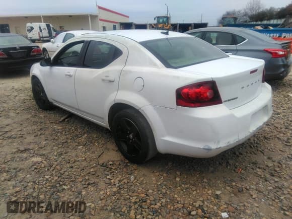 ✅ 2012 Dodge Avenger SE • VIN: 1C3CDZAB4CN177720 • Лот: 41272626. Опубликован ранее на IAAI с пробегом 161 130 миль. Бесплатный доступ к архиву аукционных продаж из США и подробный отчёт об истории автомобиля на DreamBid. Изображение 3.
