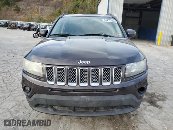 ✅ 2014 Jeep Compass Latitude • VIN: 1C4NJDEB6ED735120 • Lot: 89876965. Listed on Copart with 144,812 mi. Free auction sales archive from the USA and detailed vehicle history report at DreamBid. Image 5.
