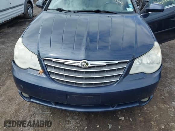 ✅ 2008 Chrysler Sebring Touring • VIN: 1C3LC55R48N147112 • Lot: 42232348. Listed on IAAI with 127,092 mi. Free auction sales archive from the USA and detailed vehicle history report at DreamBid. Image 6.