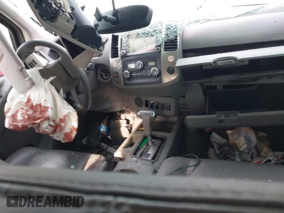 ✅ 2019 Nissan Frontier SV • VIN: 1N6AD0ER6KN741062 • Lot: 41414832. Wystawiony na IAAI z przebiegiem Nie podano. Bezpłatny archiwum sprzedaży aukcyjnych z USA i szczegółowy raport historii pojazdu na DreamBid. Zdjęcie 5.