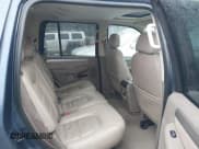 ✅ 2004 Ford Explorer XLT • VIN: 1FMZU73W74UA87569 • Lot: 41648204. Wystawiony na IAAI z przebiegiem 194 422 mil. Bezpłatny archiwum sprzedaży aukcyjnych z USA i szczegółowy raport historii pojazdu na DreamBid. Zdjęcie 8.