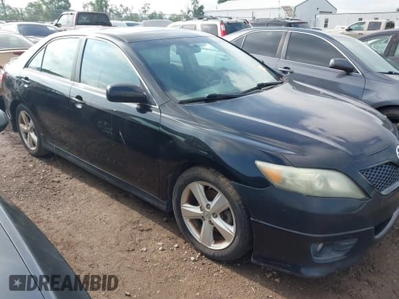 ✅ 2010 Toyota Camry • VIN: 4T1BF3EK1AU051712 • Lot: 42679602. Listed on IAAI with 242,529 mi. Free auction sales archive from the USA and detailed vehicle history report at DreamBid. Image 1.