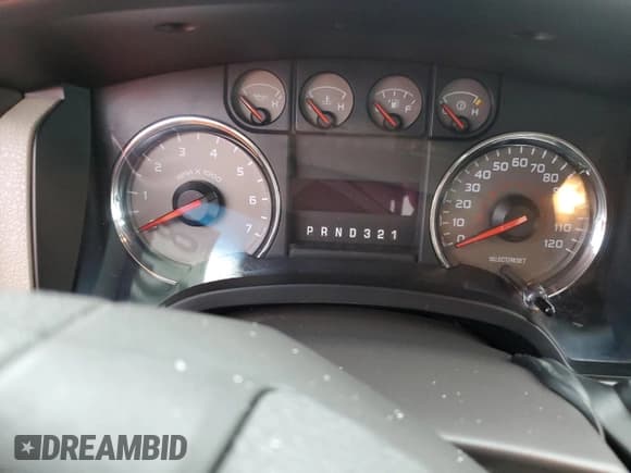 ✅ 2009 Ford F-150 STX • VIN: 1FTRX12809KA69641 • Лот: 87280325. Опубликован ранее на Copart с пробегом 195 682 миль. Бесплатный доступ к архиву аукционных продаж из США и подробный отчёт об истории автомобиля на DreamBid. Изображение 9.