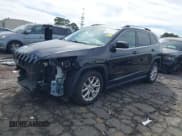 ✅ 2015 Jeep Cherokee Latitude • VIN: 1C4PJLCB1FW638418 • Lot: 43371908. Wystawiony na IAAI z przebiegiem 137 412 mil. Bezpłatny archiwum sprzedaży aukcyjnych z USA i szczegółowy raport historii pojazdu na DreamBid. Zdjęcie 2.