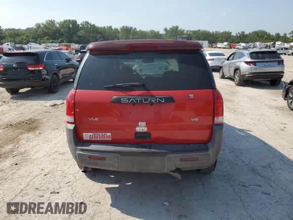 ✅ 2004 Saturn VUE V6 • VIN: 5GZCZ53464S874845 • Лот: 67342015. Опубликован ранее на Copart с пробегом 215 726 миль. Бесплатный доступ к архиву аукционных продаж из США и подробный отчёт об истории автомобиля на DreamBid. Изображение 6.