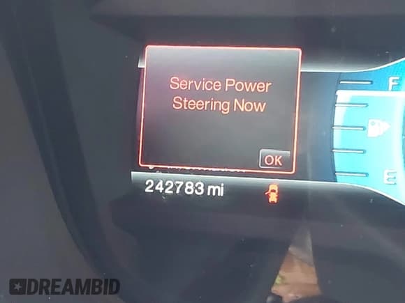 ✅ 2011 Ford Explorer XLT • VIN: 1FMHK8D8XBGA25733 • Lot: 43788179. Wystawiony na IAAI z przebiegiem 242 783 mil. Bezpłatny archiwum sprzedaży aukcyjnych z USA i szczegółowy raport historii pojazdu na DreamBid. Zdjęcie 7.