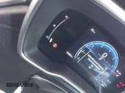 ✅ 2023 Toyota Corolla Cross XLE • VIN: 7MUDAAAGXPV063698 • Lot: 42181158. Wystawiony na IAAI z przebiegiem 22 983 mil. Bezpłatny archiwum sprzedaży aukcyjnych z USA i szczegółowy raport historii pojazdu na DreamBid. Zdjęcie 7.