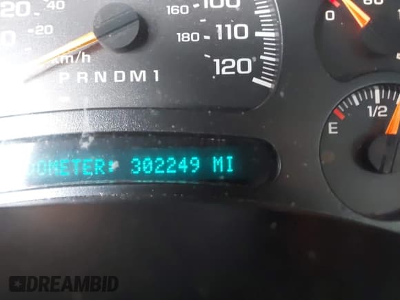 ✅ 2006 Chevrolet Silverado 2500HD LT3 • VIN: 1GCHK23D36F213635 • Lot: 43737426. Wystawiony na IAAI z przebiegiem 302 249 mil. Bezpłatny archiwum sprzedaży aukcyjnych z USA i szczegółowy raport historii pojazdu na DreamBid. Zdjęcie 15.