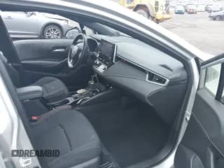 ✅ 2021 Toyota Corolla SE • VIN: JTND4MBEXM3141972 • Лот: 43783663. Опубликован ранее на IAAI с пробегом 50 114 миль. Бесплатный доступ к архиву аукционных продаж из США и подробный отчёт об истории автомобиля на DreamBid. Изображение 5.