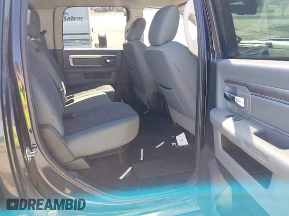 ✅ 2017 Ram 1500 Big Horn • VIN: 3C6RR7LTXHG511984 • Lot: 42696431. Listed on IAAI with 252,406 mi. Free auction sales archive from the USA and detailed vehicle history report at DreamBid. Image 8.