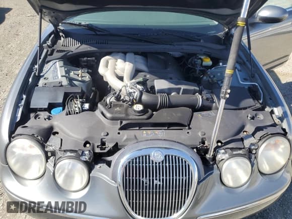 ✅ 2005 Jaguar S-Type • VIN: SAJWA01T05FN45413 • Lot: 56767185. Listed on Copart with 116,074 mi. Free auction sales archive from the USA and detailed vehicle history report at DreamBid. Image 11.