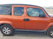 ✅ 2011 Honda Element EX • VIN: 5J6YH1H7XBL001560 • Лот: 42838134. Опубликован ранее на IAAI с пробегом 188 548 миль. Бесплатный доступ к архиву аукционных продаж из США и подробный отчёт об истории автомобиля на DreamBid. Изображение 14.