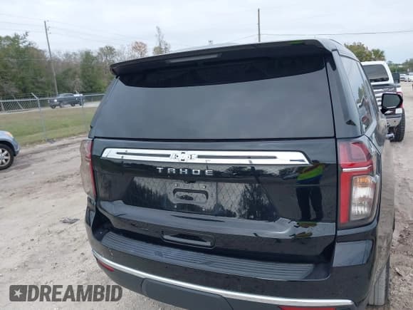 ✅ 2023 Chevrolet Tahoe LS • VIN: 1GNSCMKD2PR290181 • Lot: 41275864. Listed on IAAI with 16,135 mi. Free auction sales archive from the USA and detailed vehicle history report at DreamBid. Image 16.