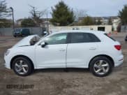 ✅ 2019 Audi Q3 Premium Plus • VIN: WA1BECF31K1082373 • Лот: 41579364. Опубликован ранее на IAAI с пробегом 54 831 миль. Бесплатный доступ к архиву аукционных продаж из США и подробный отчёт об истории автомобиля на DreamBid. Изображение 14.