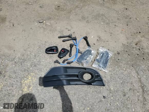 2004 Hyundai Accent GL z VIN KMHCG45C94U574027, wystawiony jako Copart lot #57463905 z przebiegiem 139 595 mil mil oraz Szkoda całkowita • Salvage title. Historia ofert i sprzedaży dostępna na DreamBid. Obrazek 12.