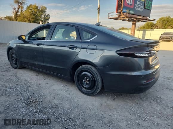 ✅ 2019 Ford Fusion SE • VIN: 3FA6P0HDXKR283657 • Lot: 84703185. Wystawiony na Copart z przebiegiem 154 931 mil. Bezpłatny archiwum sprzedaży aukcyjnych z USA i szczegółowy raport historii pojazdu na DreamBid. Zdjęcie 2.