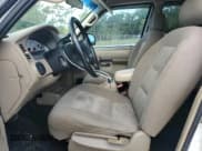 ✅ 2004 Ford Explorer Sport Trac XLS • VIN: 1FMZU67K24UC13080 • Lot: 57996855. Wystawiony na Copart z przebiegiem 140 707 mil. Bezpłatny archiwum sprzedaży aukcyjnych z USA i szczegółowy raport historii pojazdu na DreamBid. Zdjęcie 7.