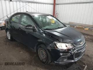 2017 Chevrolet Sonic LS с VIN 1G1JB5SHXH4102773, выставлен на аукционе IAAI как лот 43060277 с пробегом 111 126 миль миль и . История ставок и продаж доступна на DreamBid. Изображение 1.