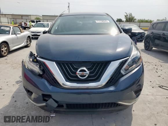 ✅ 2018 Nissan Murano S • VIN: 5N1AZ2MG8JN135661 • Lot: 71736545. Wystawiony na Copart z przebiegiem 121 499 mil. Bezpłatny archiwum sprzedaży aukcyjnych z USA i szczegółowy raport historii pojazdu na DreamBid. Zdjęcie 5.