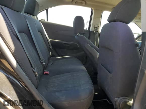 2012 Chevrolet Sonic LT z VIN 1G1JC5SB6C4222278, wystawiony jako Copart lot #57499805 z przebiegiem 151 199 mil mil oraz Nie do naprawy • Non repairable. Historia ofert i sprzedaży dostępna na DreamBid. Obrazek 10.